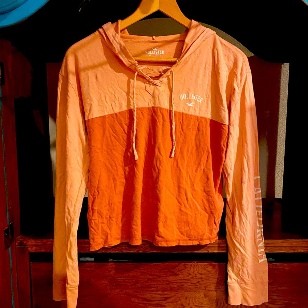 tee with hoodie and lace front detail